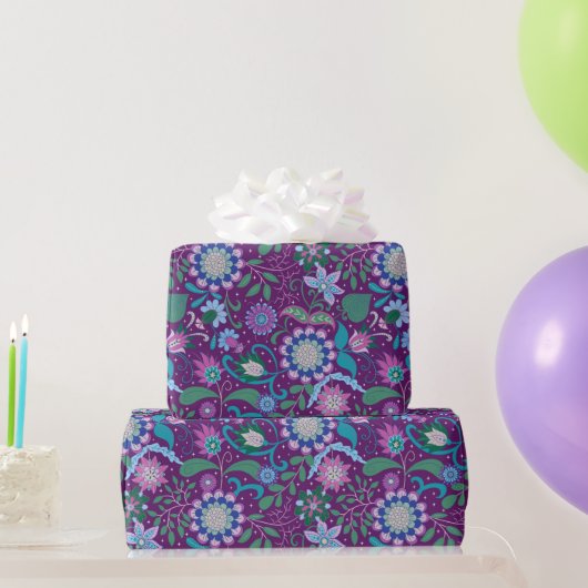Elegant Purple Boho Flowers on Purple Geschenkpapier (Partygeschenke)