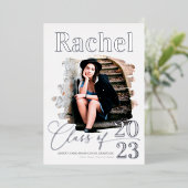 Elegant Real Silver Typografy Class of Abschluss Folieneinladung (Stehend vorne)