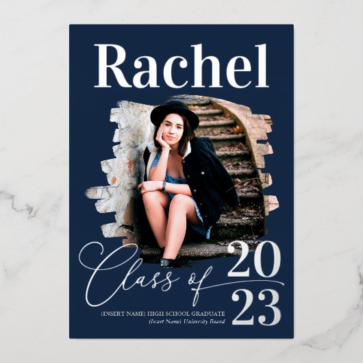 Elegant Real Silver Typografy Class of Abschluss Folieneinladung (Vorderseite)