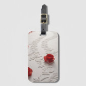 Elegant Red Blossom Path Floral Art Gepäckanhänger (Vorderseite Vertikal)