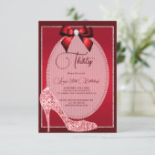 Elegant Red Jewel Bow & Stiletto Birthday Einladung (Stehend Vorderseite)