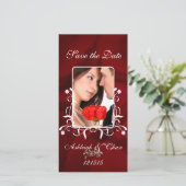 Elegant Red Satin Rette das DateYour-Foto Save The Date (Stehend Vorderseite)