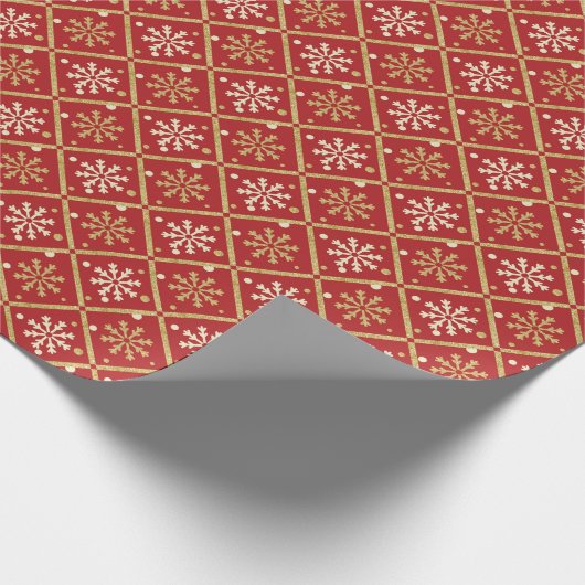 Elegant Red White Gold Snowflake Christmas Geschenkpapier (Ecke)
