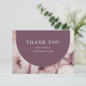 Elegant Regal Lila Peonies Rose Hochzeit Dankeskarte (Stehend Vorderseite)