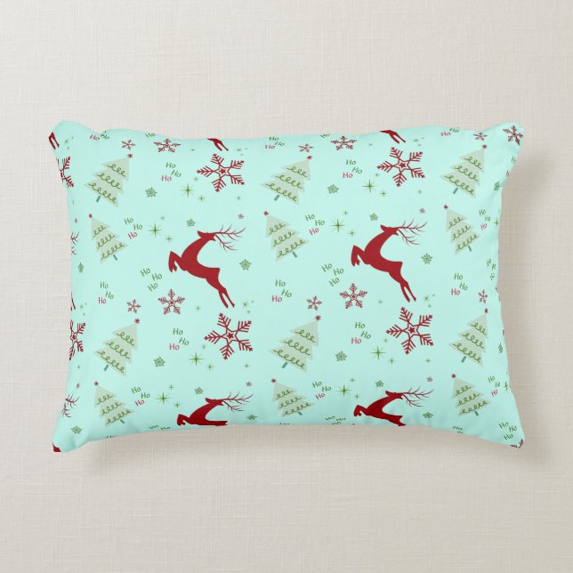 Elegant Reindeer & Snowflakes – Fresh and Festive  Dekokissen (Vorderseite)