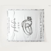 Elegant Rings We Are Engaged Wedding Backdrop Wandteppich (Vorderseite (Horizontal))