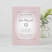 Elegant Rosa Einfache Feminine Bat Mitzvah Einladung (Stehend Vorderseite)