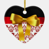 ELEGANT ROT WHITE DAMASK YELLOW RIBBON MONOGRAMM KERAMIKORNAMENT (Vorne)