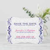 Elegant Royal-Blue Floral Lace White Damasks Save The Date (Stehend Vorderseite)