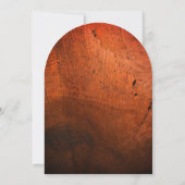 Elegant Rustic Wood Grain Texture Arched Wedding Einladung (Rückseite)