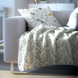 Elegant Sage Cream Minimalist Boho Floral Pattern Fleecedecke