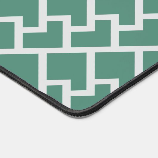 Elegant Sage Green Geometric Pattern Schreibtischunterlage (Ecke)