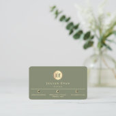 Elegant Sage Green Gold Shiny Circle Monogram Visitenkarte (Stehend Vorderseite)