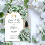 Elegant Sage Green Rose Blumensaft 16 Party Acryleinladungen<br><div class="desc">Elegantes und elegantes Salbeigrün mit goldfarbenen Akzenten Blumenstrauß kombiniert mit einem gewölbten Weiß- und Goldton-Panel auf einem klaren Hintergrund "Sweet 16" Party Design. Die brünette Schönheit ist dunkelbraun bis schwarzhaarig,  in einem blühenden Ball-Gown und einem Imitat Alkohol und Tinte marmoriert zurück. Composite Design von Holiday Hearts Designs.</div>