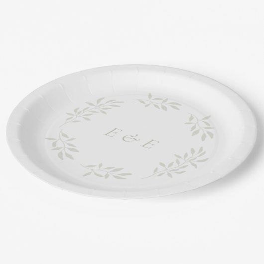 Elegant Sage Greenerity Wedding Pappteller (Schrägansicht)