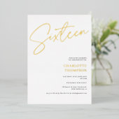 Elegant schlicht, modern weiß Sweet 16 Gold Folieneinladung (Stehend vorne)