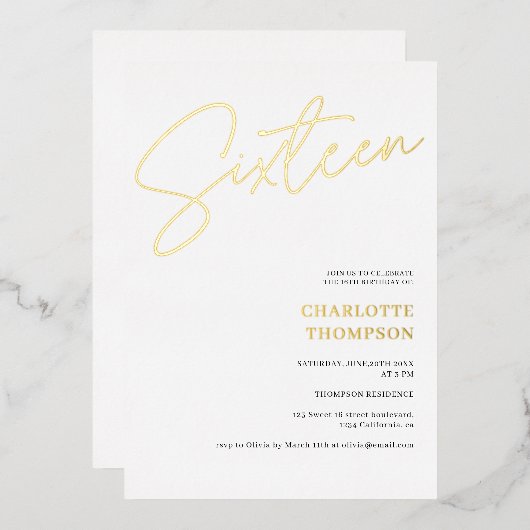 Elegant schlicht, modern weiß Sweet 16 Gold Folieneinladung (Vorderseite/Rückseite)