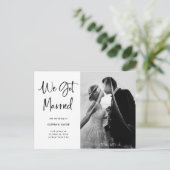 Elegant Schwarz und Weiß| Hochzeit von Fotos Ankündigungspostkarte (Stehend Vorderseite)