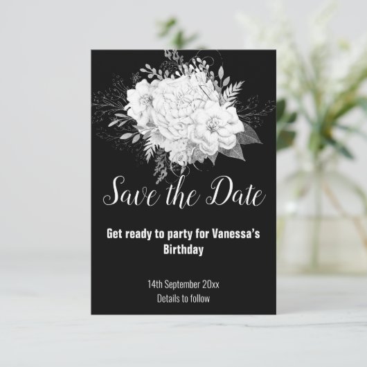 ELEGANT SCHWARZ-WEISS FLORAL SAVE THE DATE RSVP KARTE (Stehend Vorderseite)
