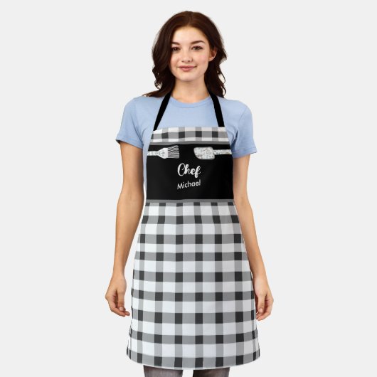 Elegant Schwarz-weiß Gingham | Personalisierter Na Schürze (Getragen)