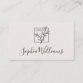 Elegant Script Custom Logo Modern Off-White Visitenkarte (Vorderseite)