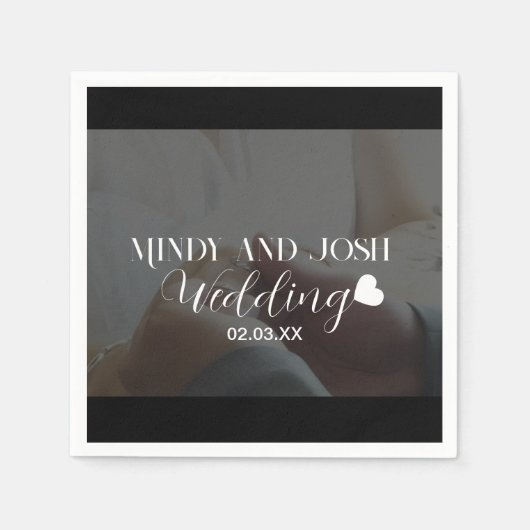Elegant Script floating heart Photo Black Serviette (Vorderseite)