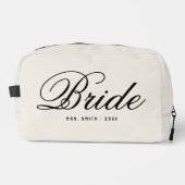 Elegant Script Modern Custom Bride Waschbeutel (Vorderseite)