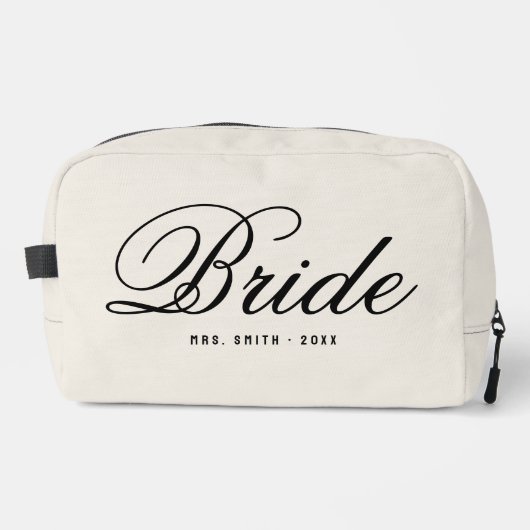 Elegant Script Modern Custom Bride Waschbeutel (Vorderseite)