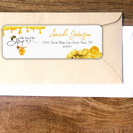 Elegant She fand ihr Honey Bee Brautparty