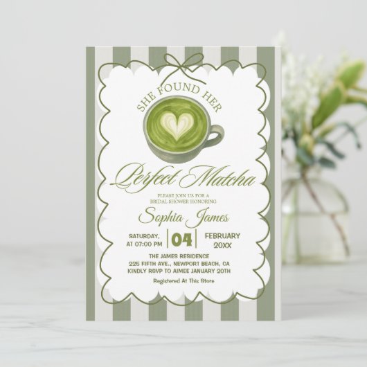 Elegant She fand ihr perfektes Matcha-Brautparty Einladung (Stehend Vorderseite)