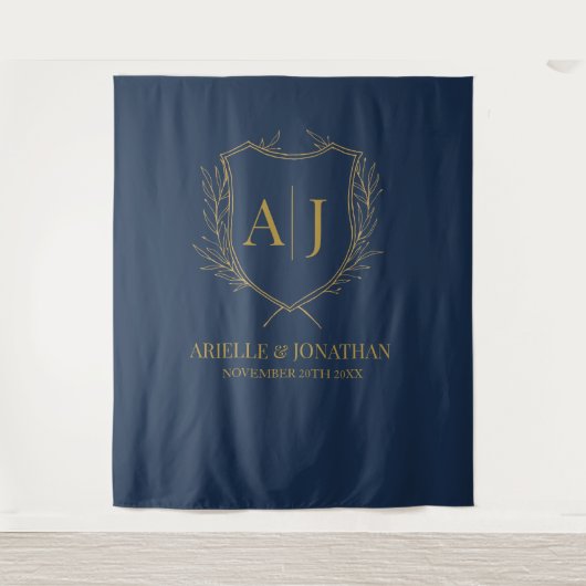 Elegant Shield monogram wedding blue gold backdrop Wandteppich (Vorderseite)