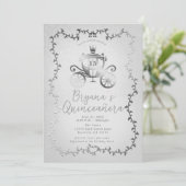 Elegant Silver Carriage Storybook Quinceañera Einladung (Stehend Vorderseite)