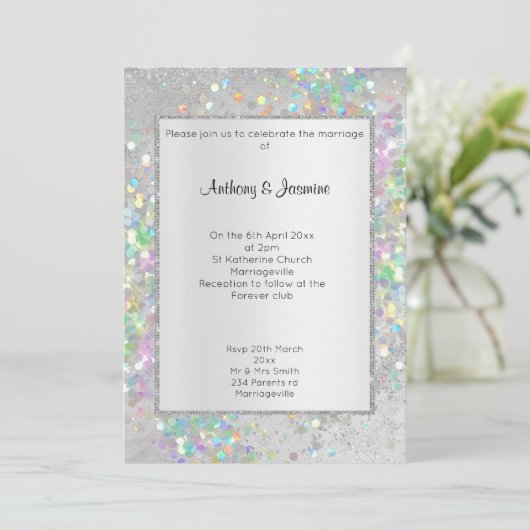ELEGANT SILVER MARBLE HOLOGRAPHIC PASTEL WEDING EINLADUNG (Stehend Vorderseite)