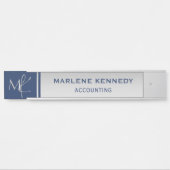 Elegant Silver Monogram Navy Blue Türschild (Vorderseite )