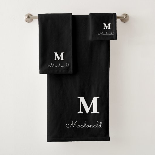 Elegant Simple Custom Monogram Badhandtuch Set (Insitu)
