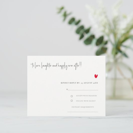 Elegant Simple Minimal Red Heart Script Wedding RSVP Karte (Stehend Vorderseite)