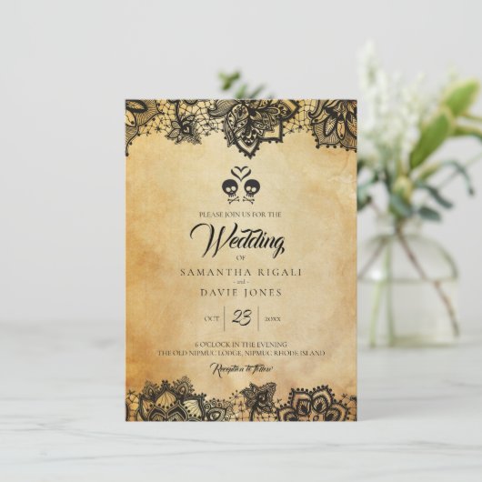 Elegant Skull Budget Halloween Thema Hochzeit Einladung (Stehend Vorderseite)