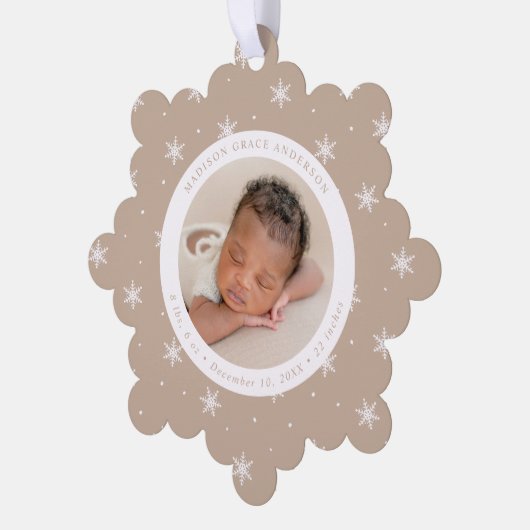 Elegant Snowflakes Beige Baby's First Christmas Ornament Karte (Linke Ecke)