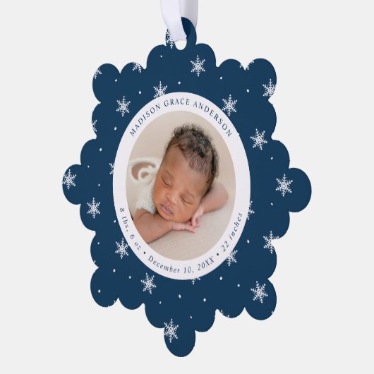 Elegant Snowflakes Navy Baby's First Christmas Ornament Karte (Linke Ecke)