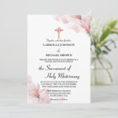 Elegant Soft Pink floral katholische Wed Nuptial M Einladung (Stehend Vorderseite)