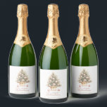 Elegant Soft Pink Merry Christmas Tree Individuell Schaumweinetikett<br><div class="desc">Elegant weich rosa Merry Christmas Tree Individuelle Name Sparkling Wine Label - Festliche & raffinierte Touch für Ihre Ferien Drinks! Genießen Sie Ihre Urlaubserlebnisse mit unserem eleganten Weihnachtsflaschenlabel. Dieses wunderschön gestaltete Label besticht durch einen sanften, grünen und weißen Weihnachtsbaum, der mit zarten, weichen rosa Ziergegenständen geschmückt ist und von winzigen...</div>