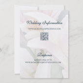 Elegant Soft Romantic Floral Lily Script Wedding Einladung (Rückseite)