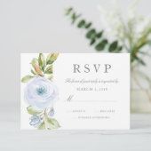 Elegant Spring Floral Dusty Blue Wedding RSVP (Stehend Vorderseite)