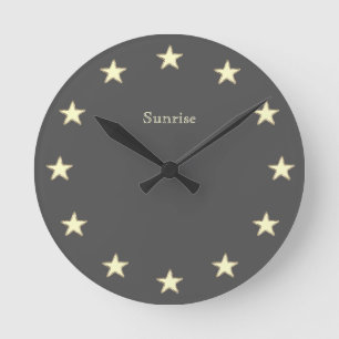 Elegant Stars on Dark Gray Runde Wanduhr