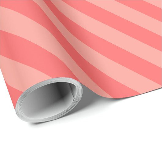 Elegant Strawberry Pink Striped Pattern Geschenkpapier (Rolleneckpunkt)