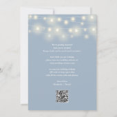 Elegant String Lights Dusty Blue QR Code Wedding Save The Date (Rückseite)