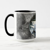 Elegant Swan is Swimming in Water Tasse (Links)