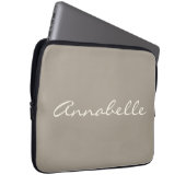 Elegant Taupe Brown Handwriting Script Name Custom Laptopschutzhülle (Vorne Rechts)