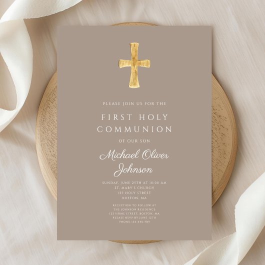 Elegant Taupe Cross Boy First Communion Einladung