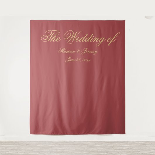 Elegant Terracotta Gold Script Monogram Wedding Wandteppich (Vorderseite)